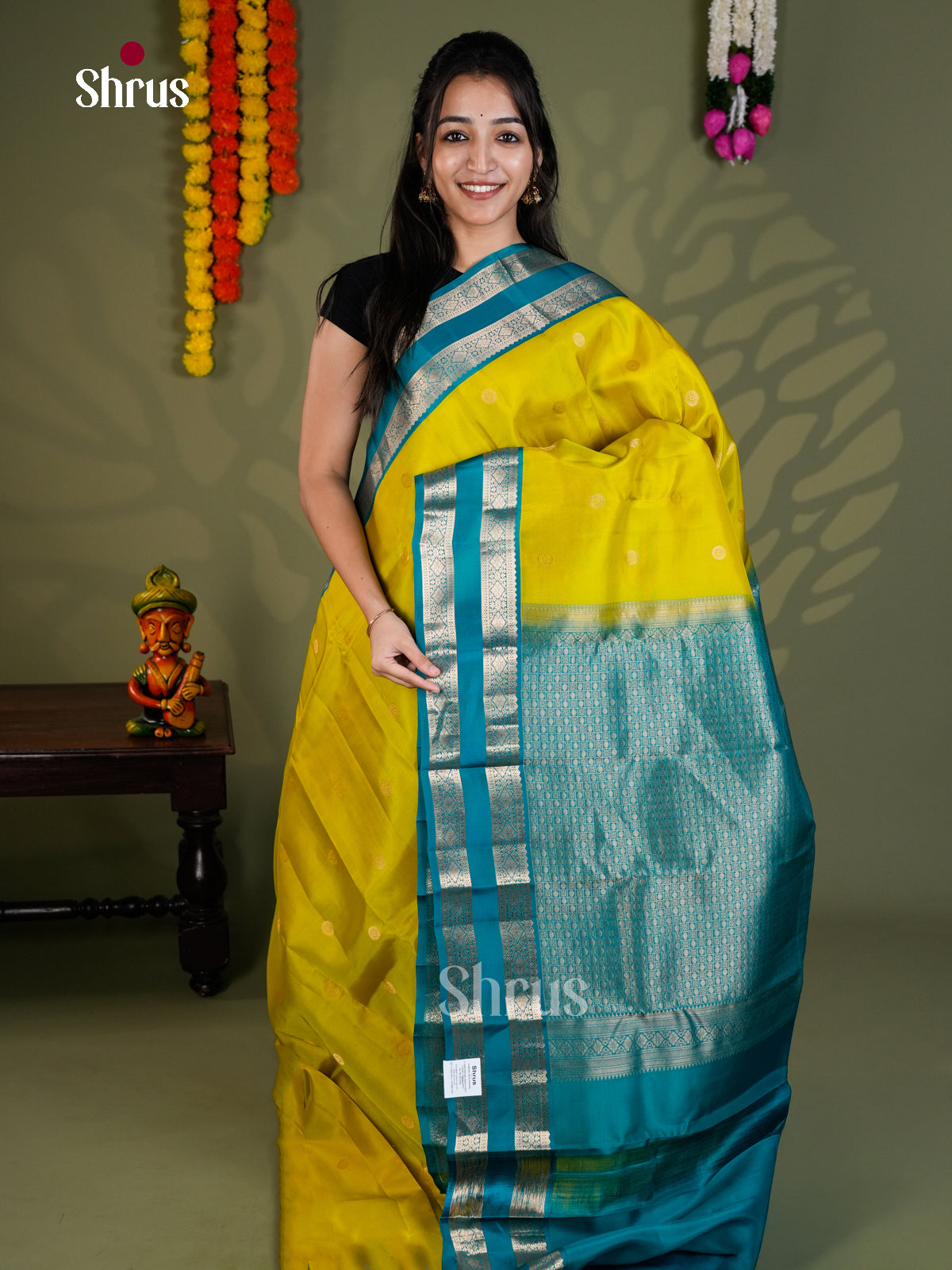 EAS28113 - Kanchipuram-halfpure - Saree - Shop on Shrus.com
