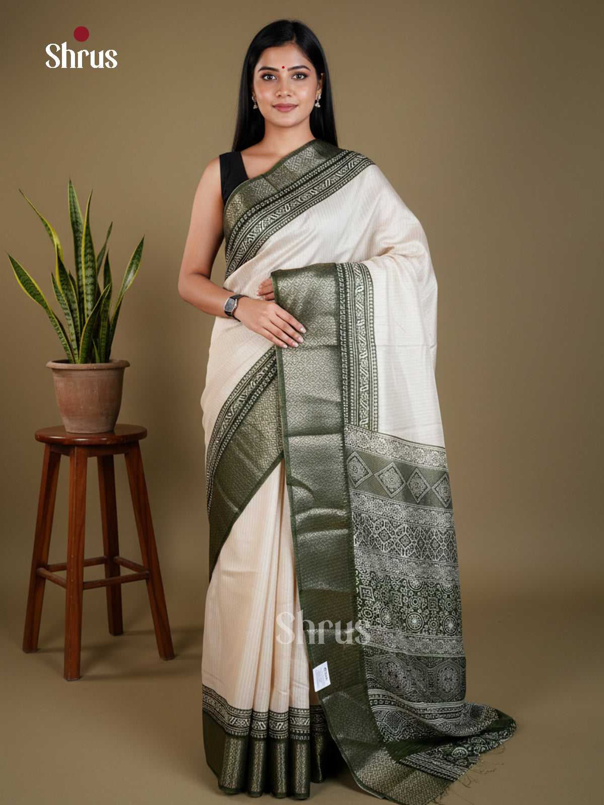 EAS30466 - Semi Crepe - Saree - Shop on Shrus.com