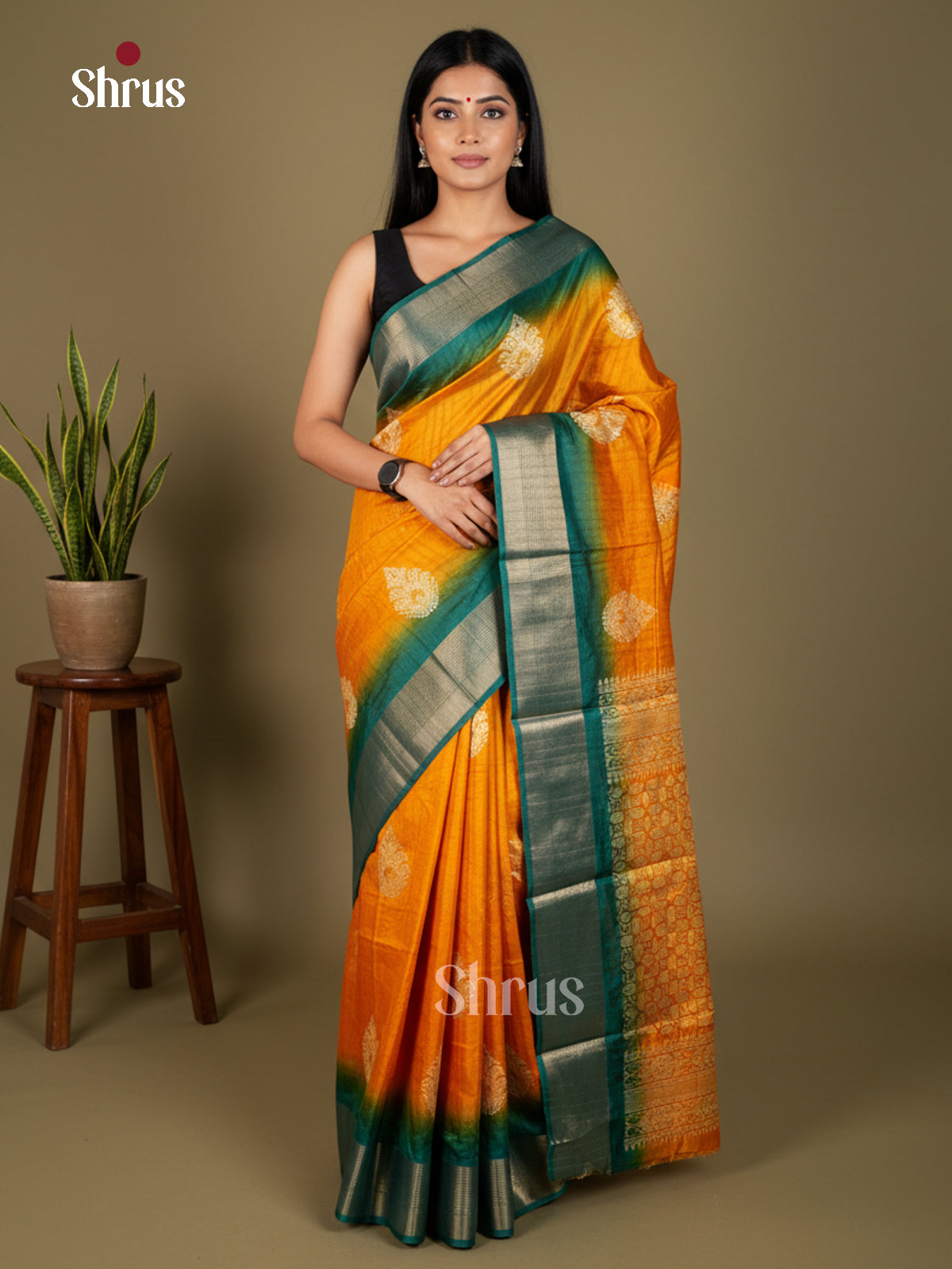 EAS30568 - Semi Crepe - Saree - Shop on Shrus.com