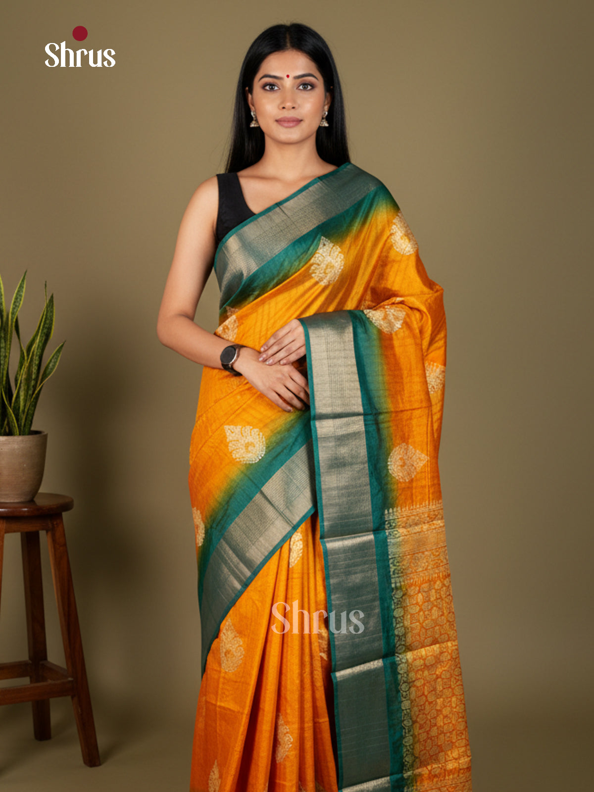 EAS30568 - Semi Crepe - Saree - Shop on Shrus.com