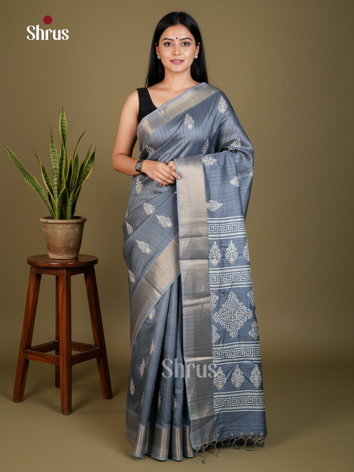 Grey - Semi Crepe - Saree - EAS30572 - Shop on Shrus.com