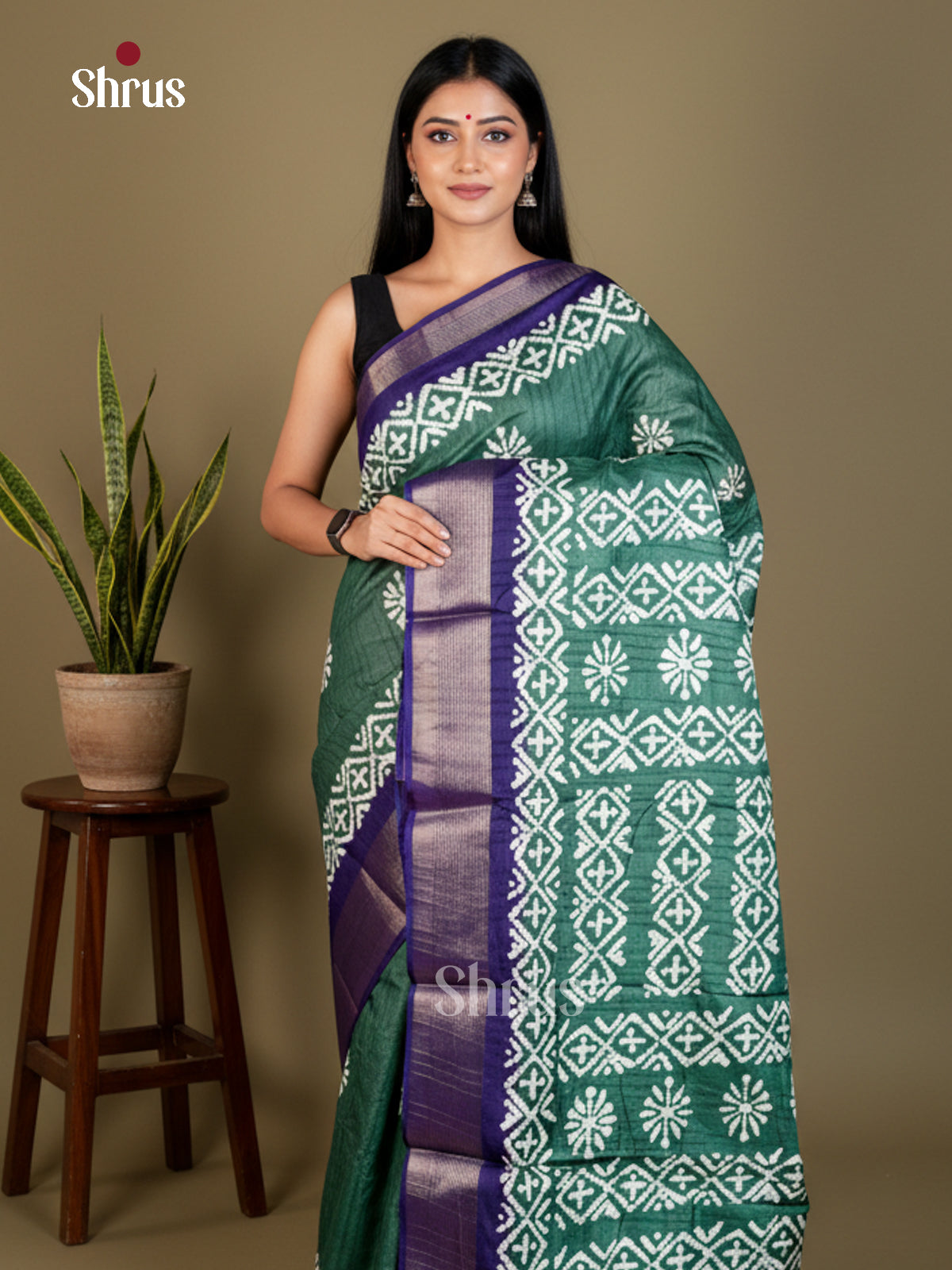 Green & Blue - Semi Crepe - Saree - EAS30592 - Shop on Shrus.com