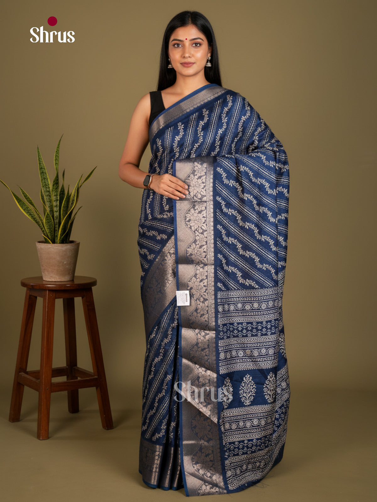 Semi Crepe Saree - ECS02070 - Shop on Shrus.com