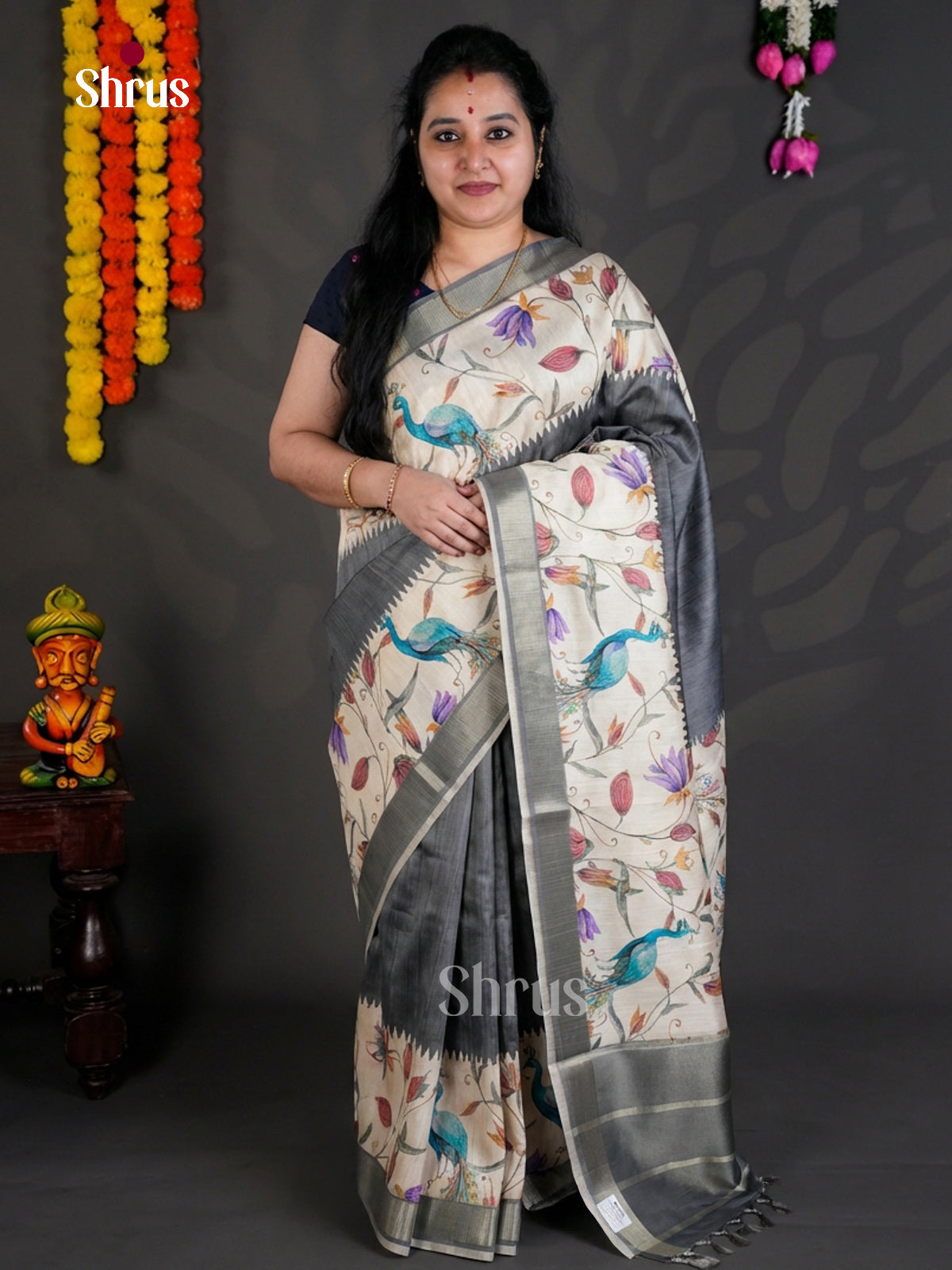 EBS04491 - Printed Semi Tussar - Saree - Shop on Shrus.com