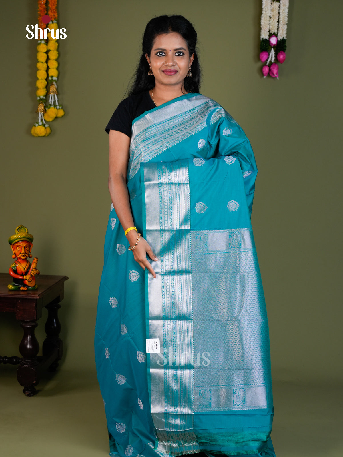 Semi Kanchipuram Saree - EBS16022 - Shop on Shrus.com