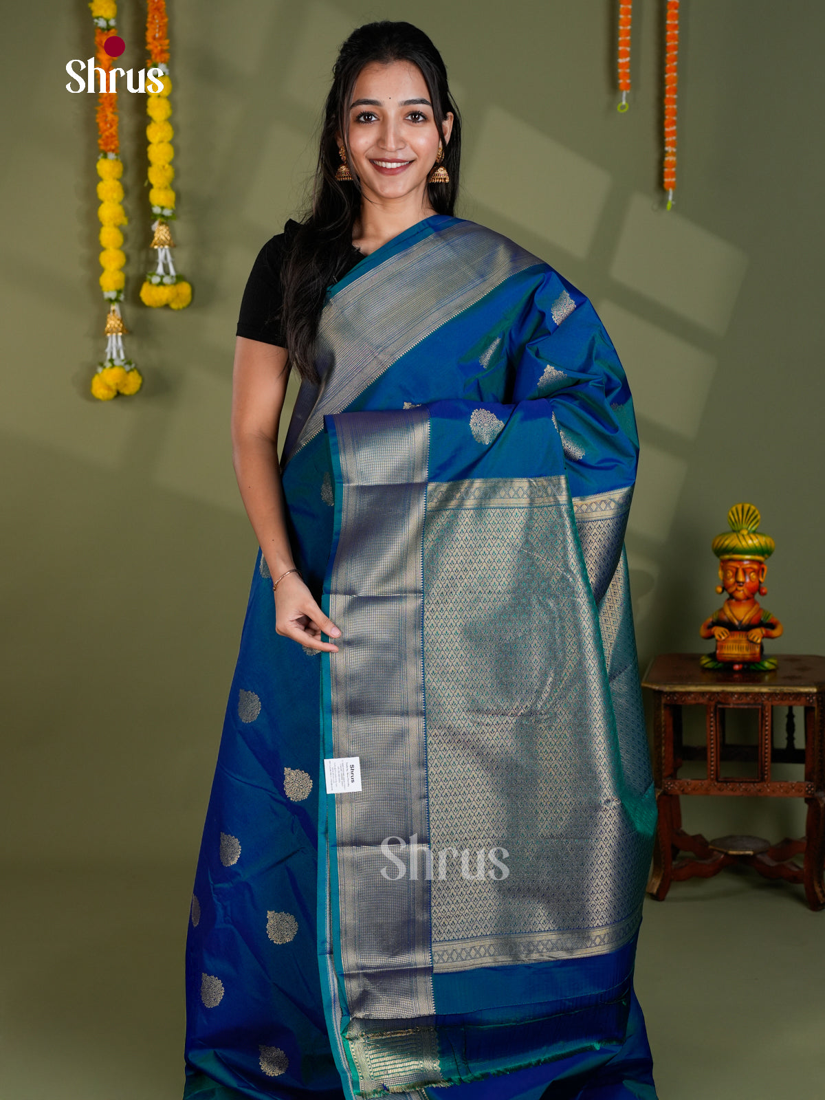 EBS16045 - Semi Kanchipuram Saree - Shop on Shrus.com