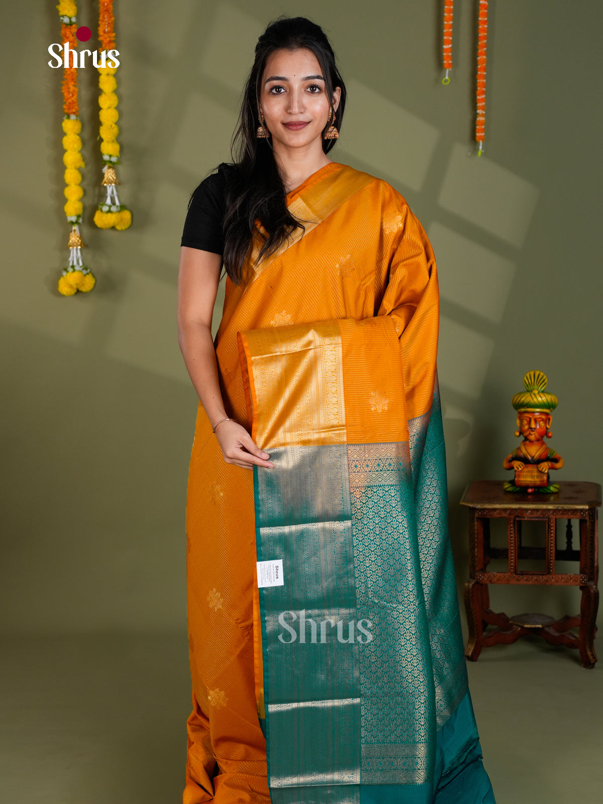 EBS16115 - Semi Kanchipuram Saree - Shop on Shrus.com