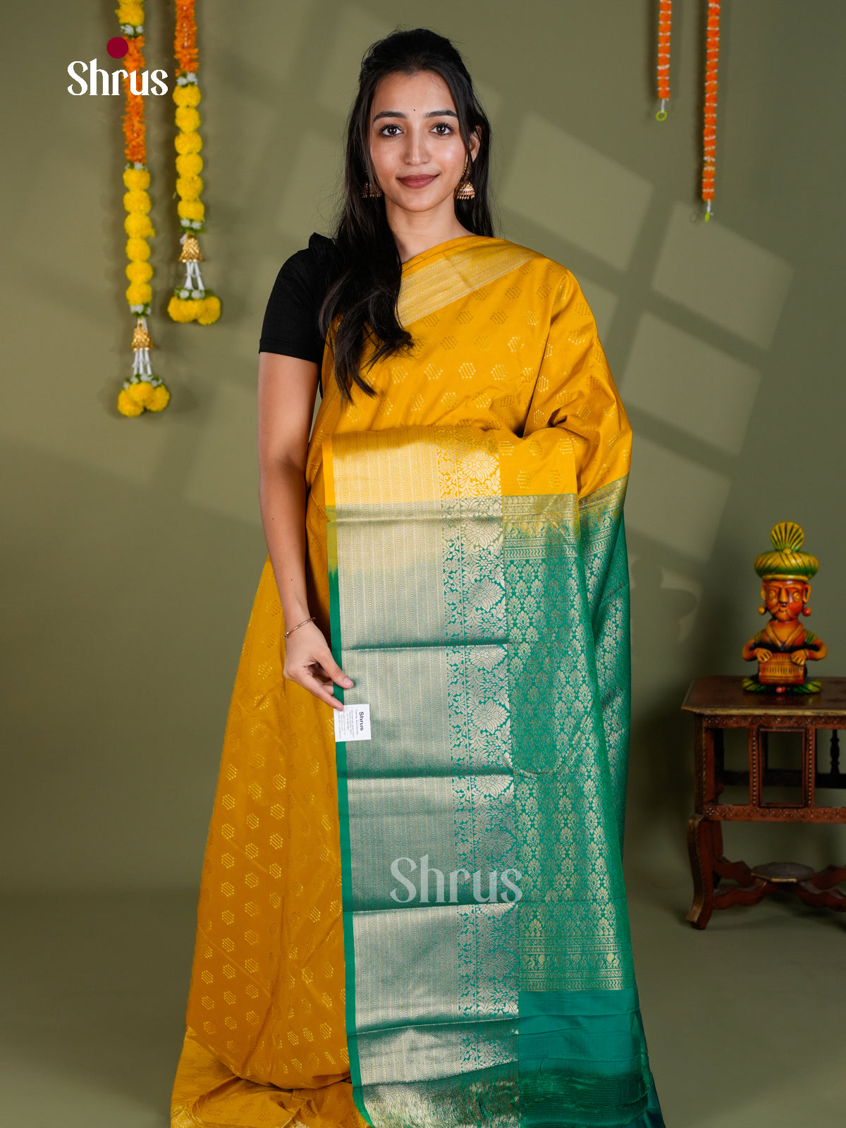 EBS16178 - Semi Kanchipuram Saree - Shop on Shrus.com