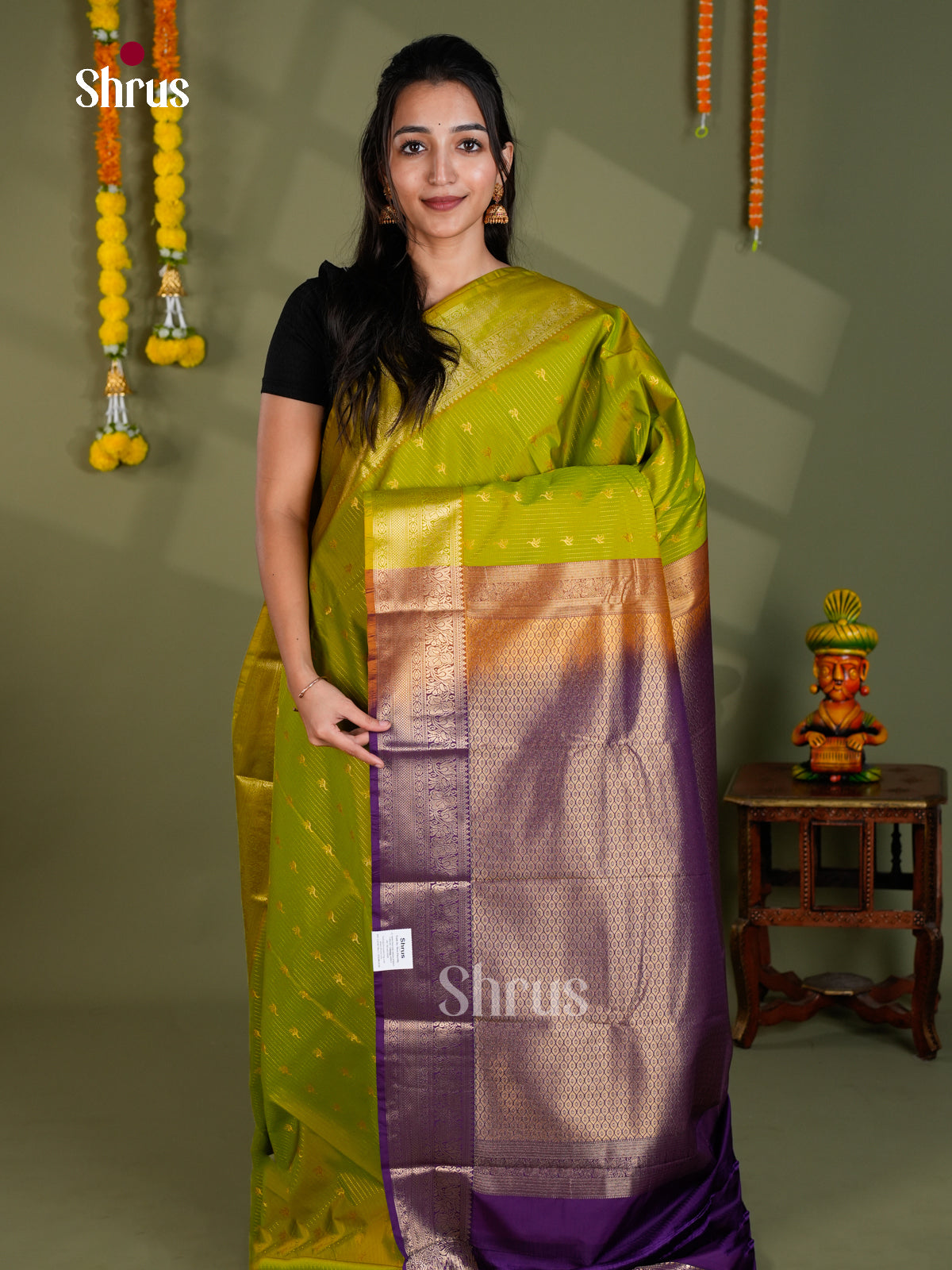 EBS16181 - Semi Kanchipuram Saree - Shop on Shrus.com