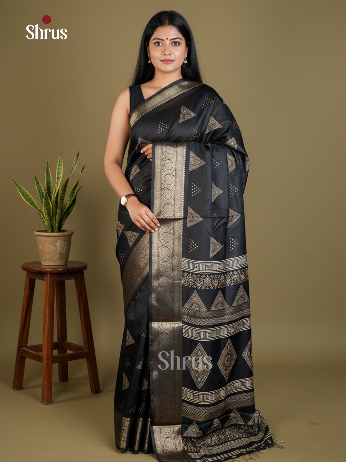 Semi Crepe Saree - EBS16387 - Shop on Shrus.com