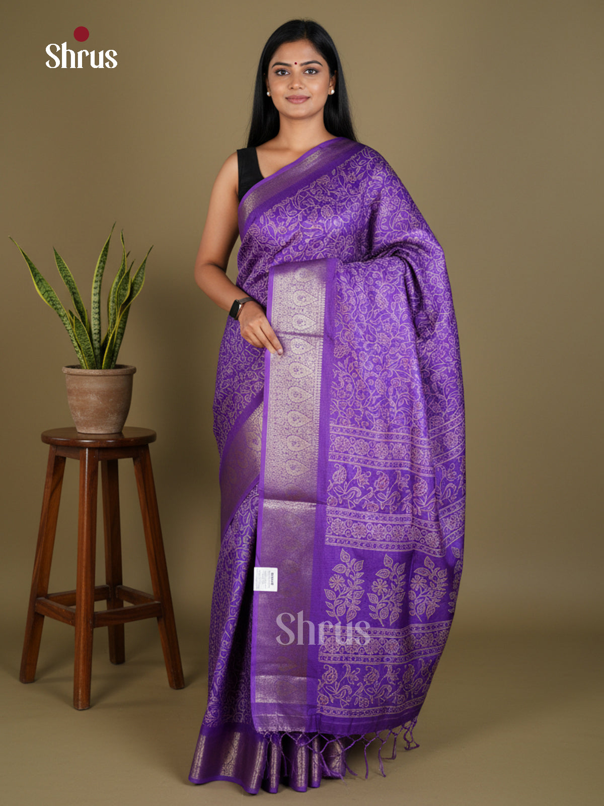 Semi Crepe Saree - EBS16449 - Shop on Shrus.com