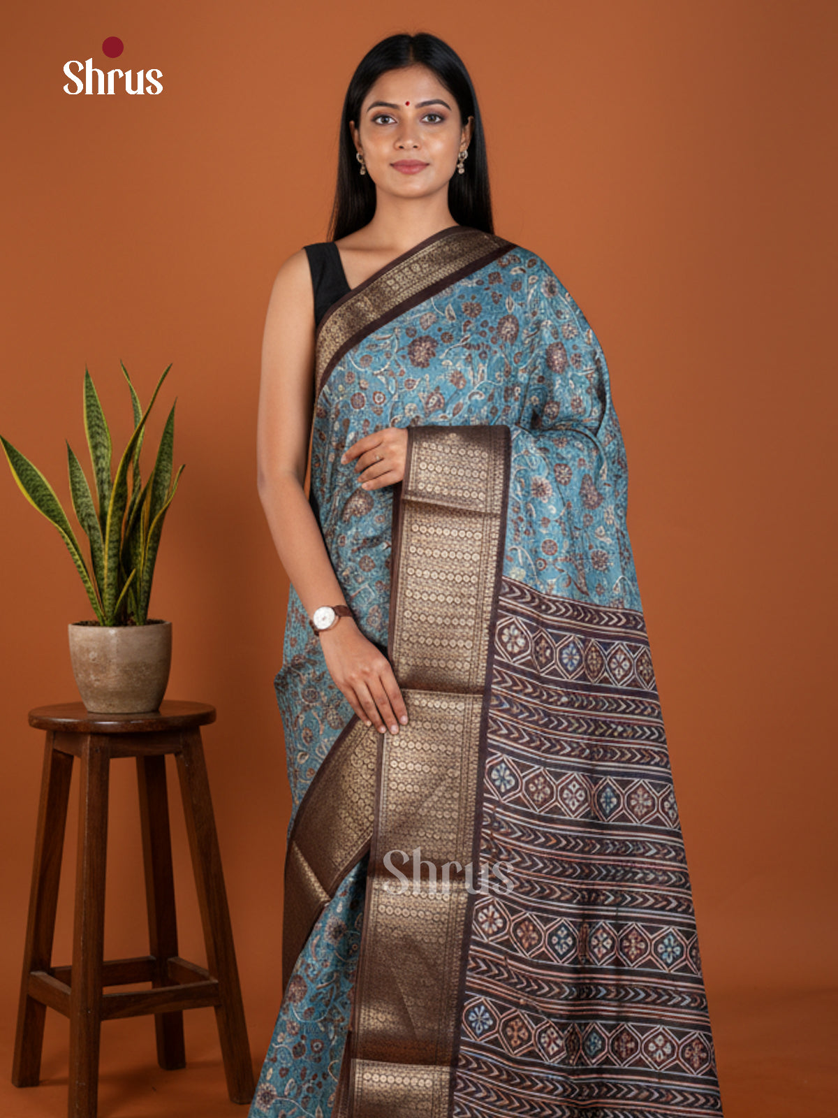 EBS16542 - Semi Crepe Saree - Shop on Shrus.com