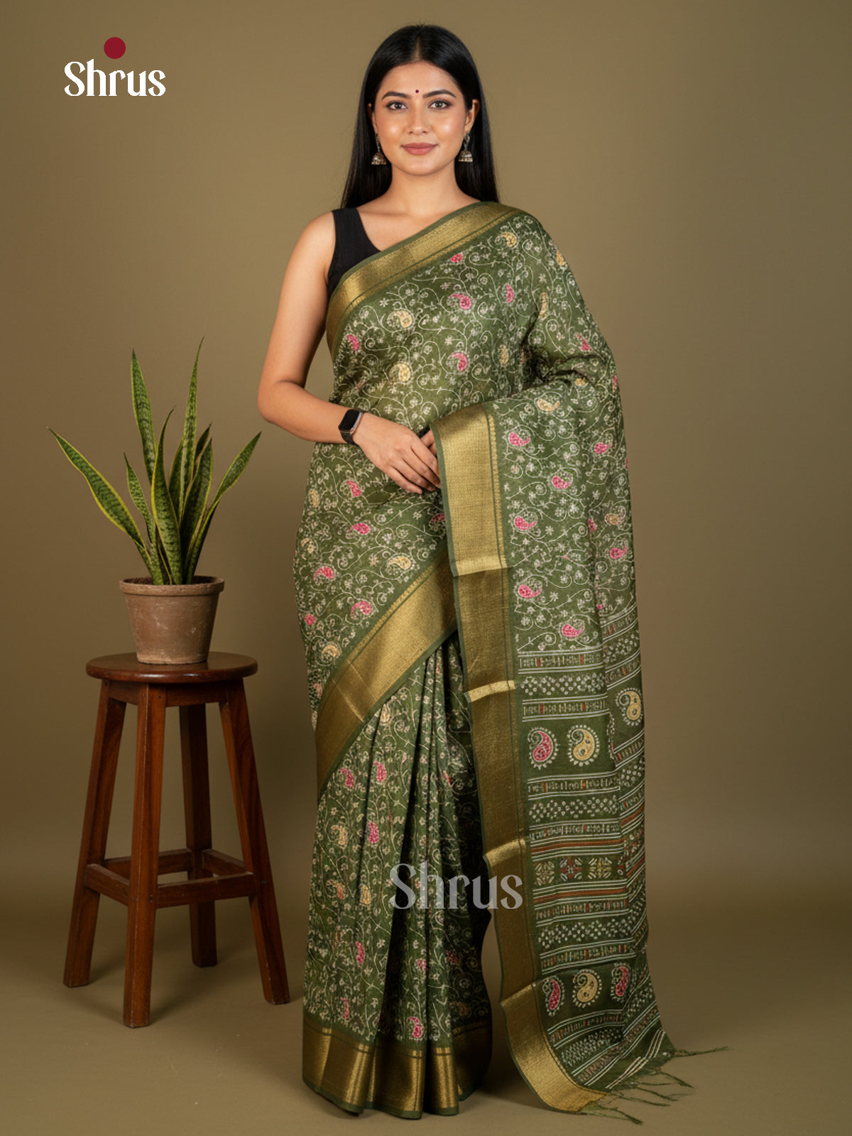 EBS16565 - Semi Crepe Saree - Shop on Shrus.com