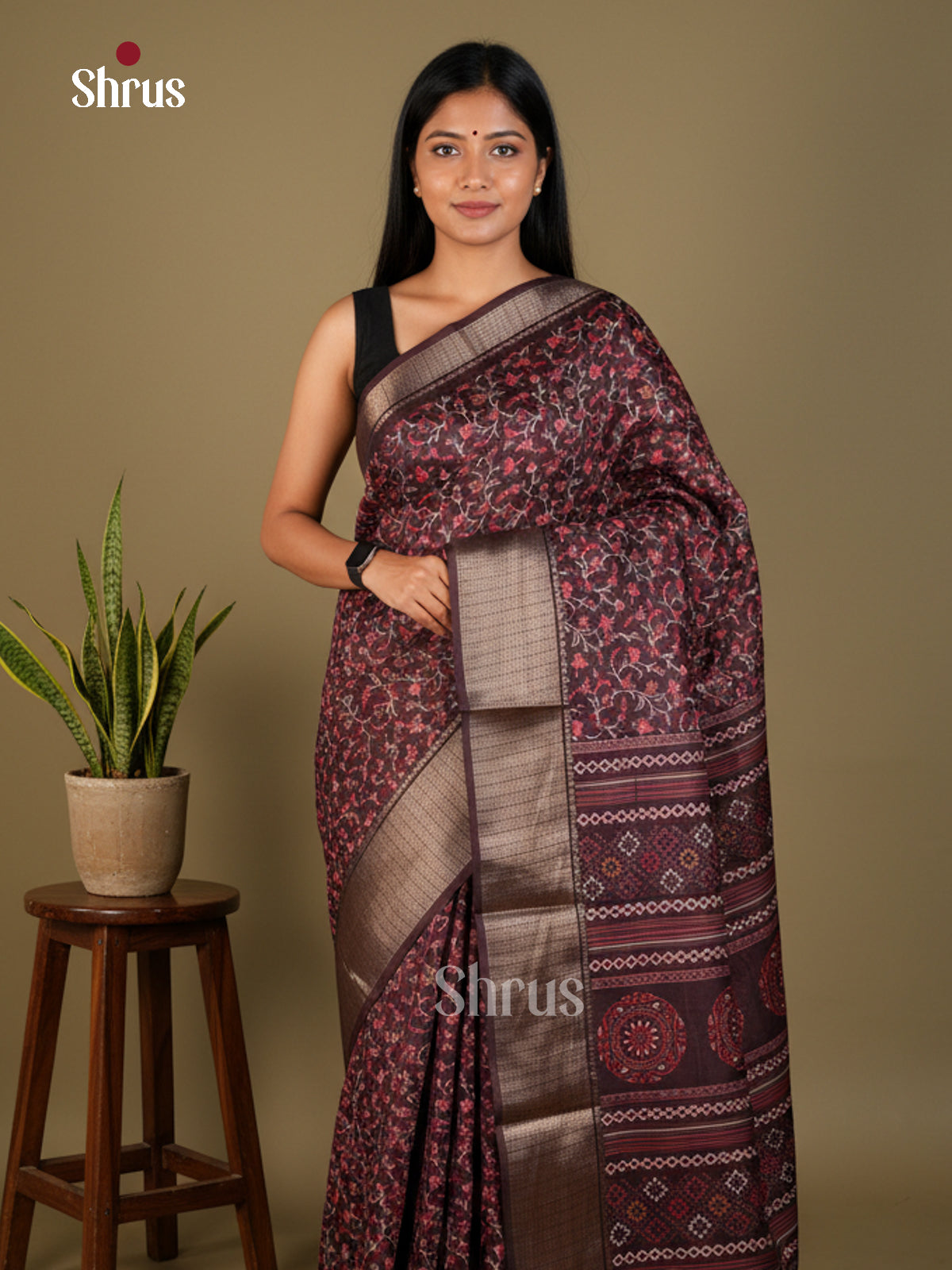 EBS16566 - Semi Crepe Saree - Shop on Shrus.com