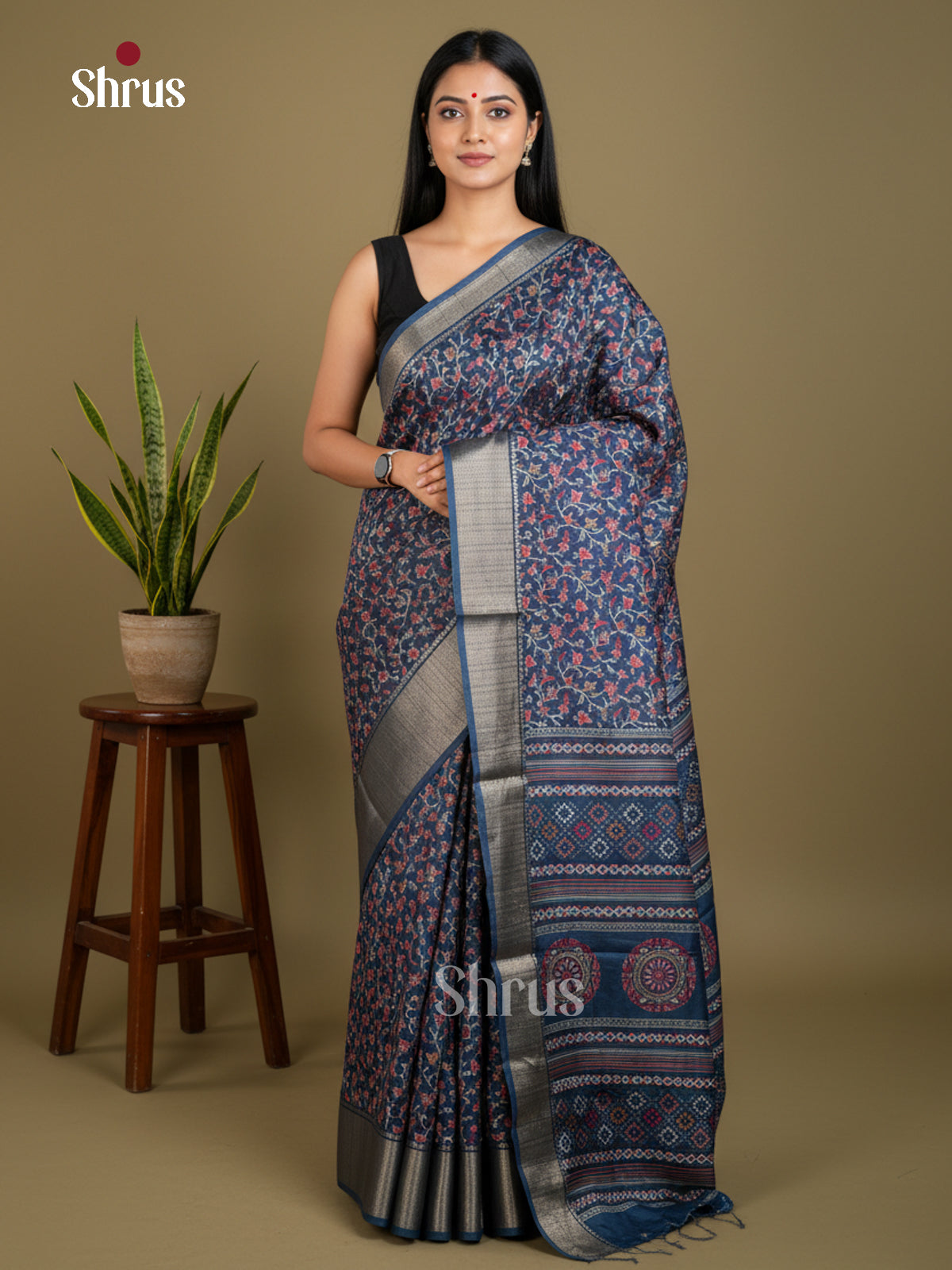 EBS16603 - Semi Crepe Saree - Shop on Shrus.com