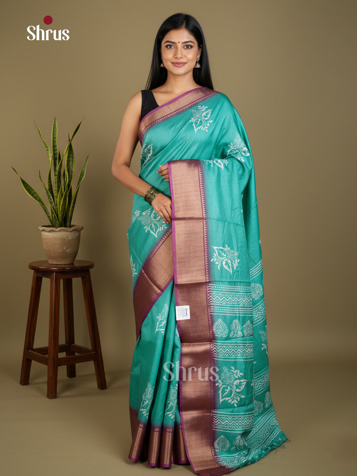 EBS16613 - Semi Crepe Saree - Shop on Shrus.com