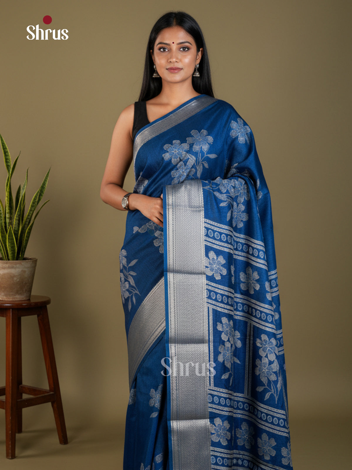 EBS16664 - Semi Crepe Saree - Shop on Shrus.com