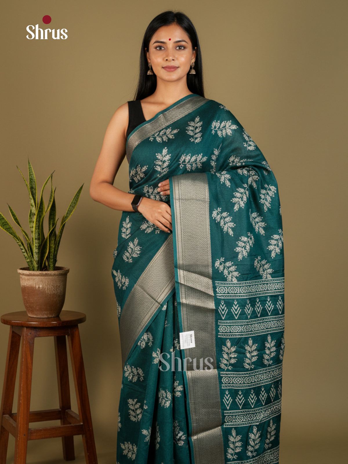 EBS16676 - Semi Crepe Saree - Shop on Shrus.com