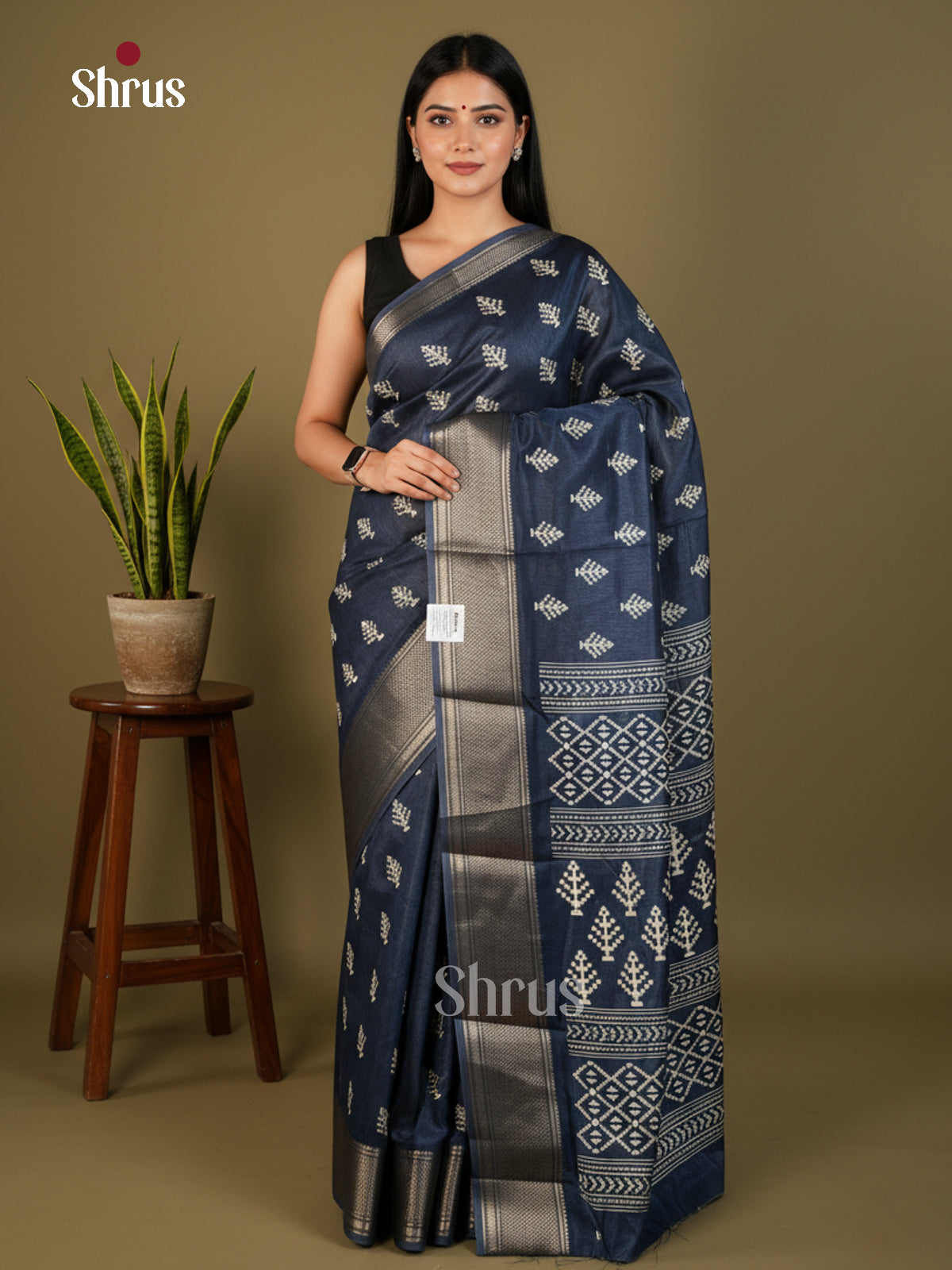 EBS16686 - Semi Crepe Saree - Shop on Shrus.com