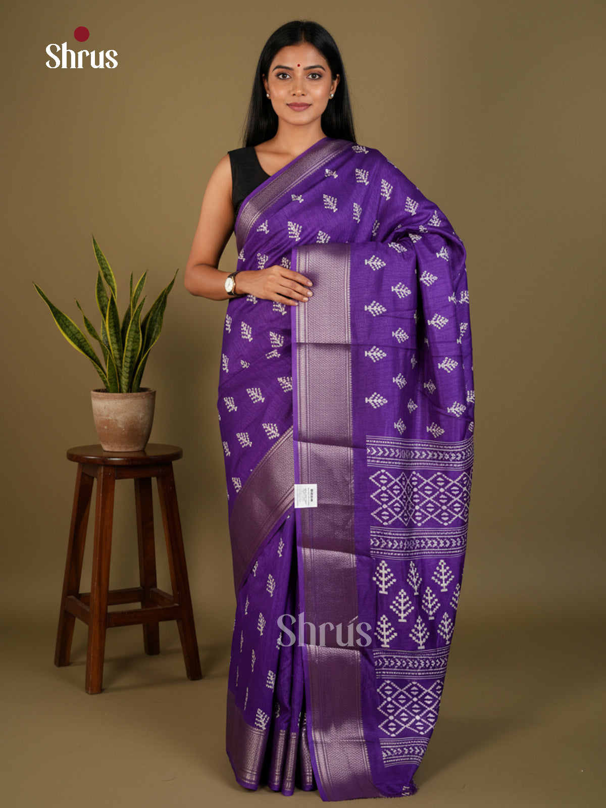 EBS16687 - Semi Crepe Saree - Shop on Shrus.com