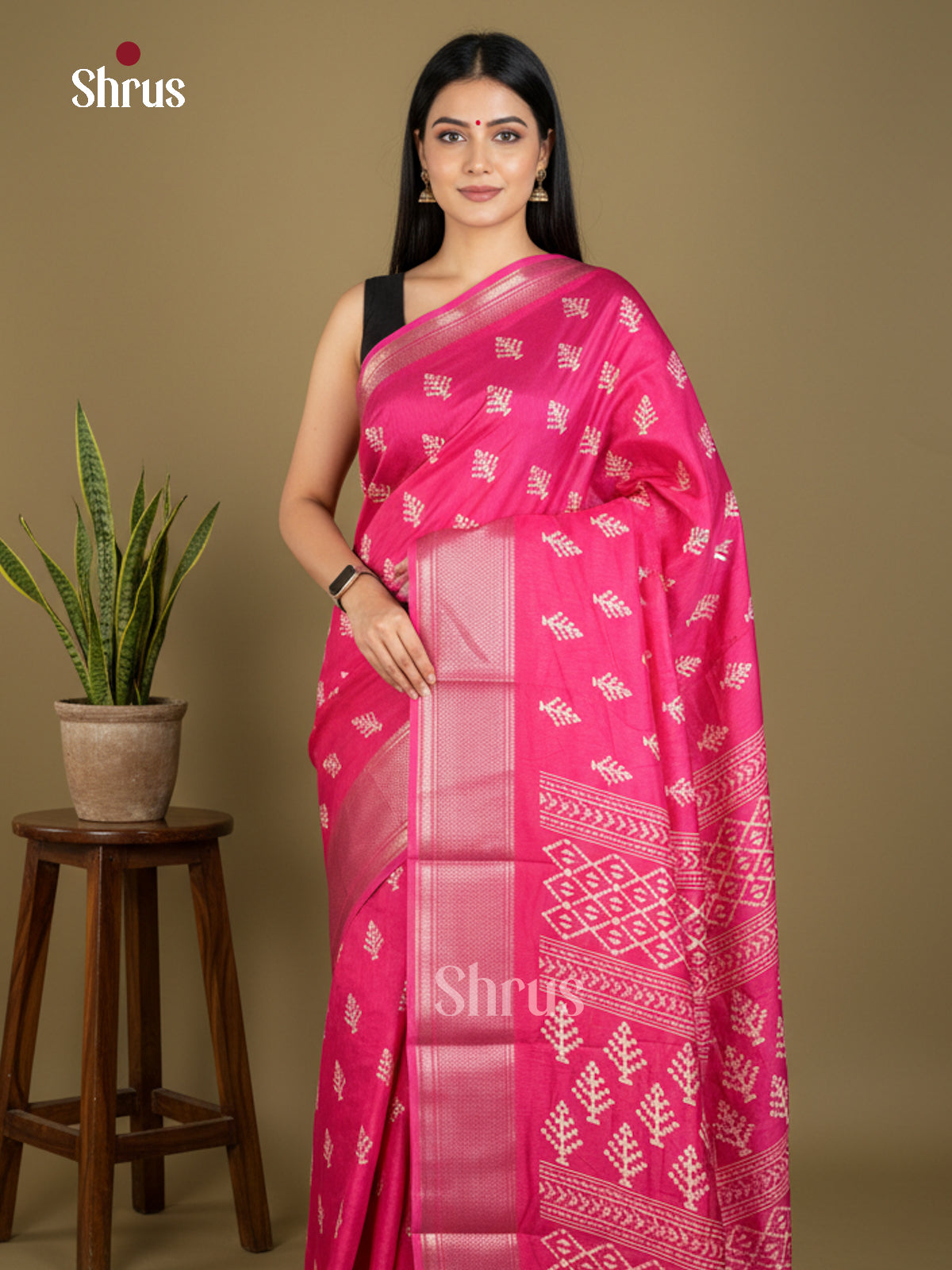 EBS16689 - Semi Crepe Saree - Shop on Shrus.com