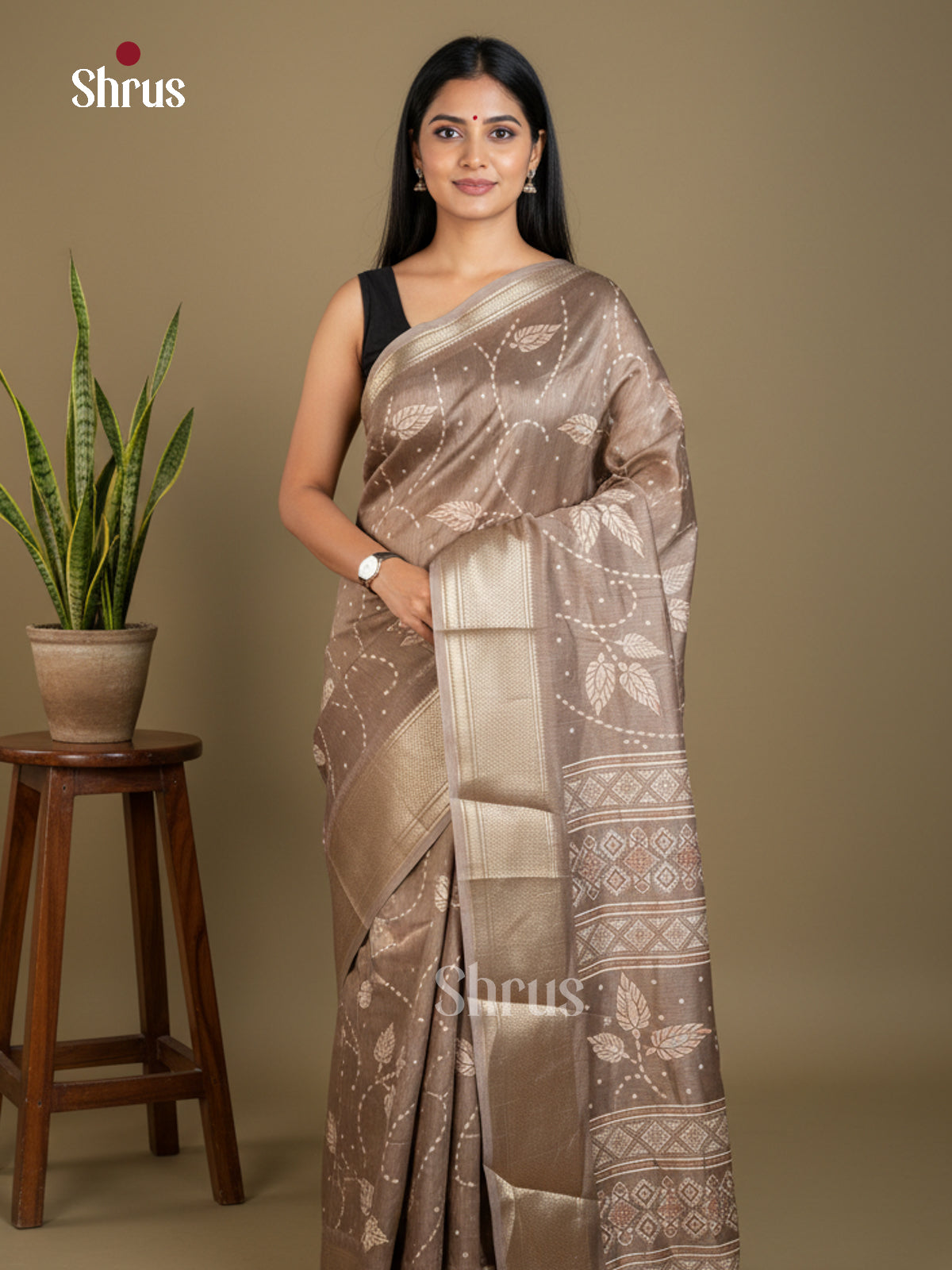 EBS16696 - Semi Crepe Saree - Shop on Shrus.com