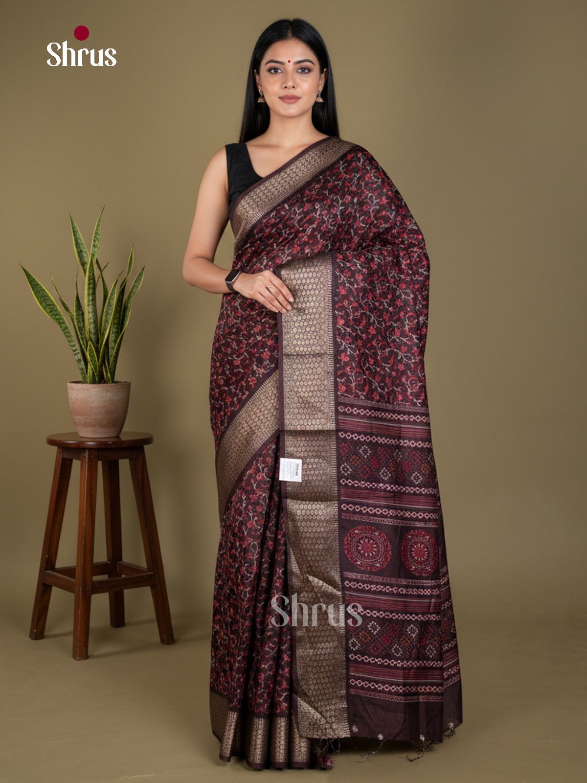 Semi Crepe Saree - EBS18813 - Shop on Shrus.com