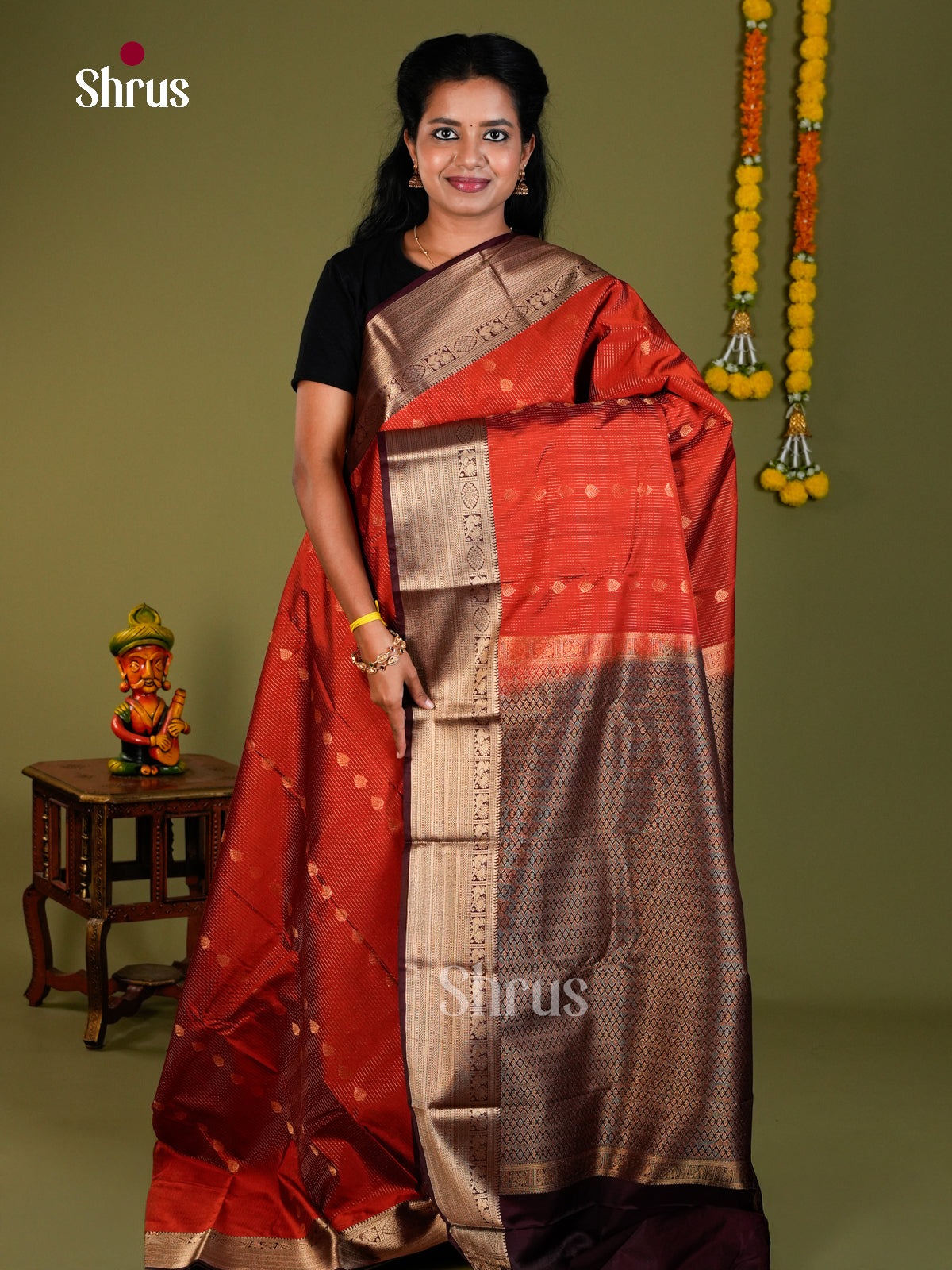 Semi Kanchipuram Saree - EBS19018 - Shop on Shrus.com