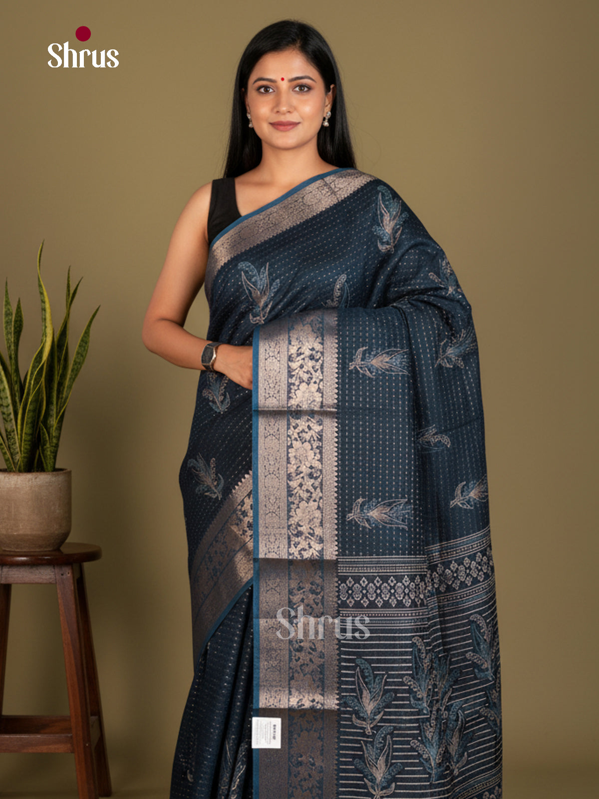 Semi Crepe Saree - EBS20438 - Shop on Shrus.com