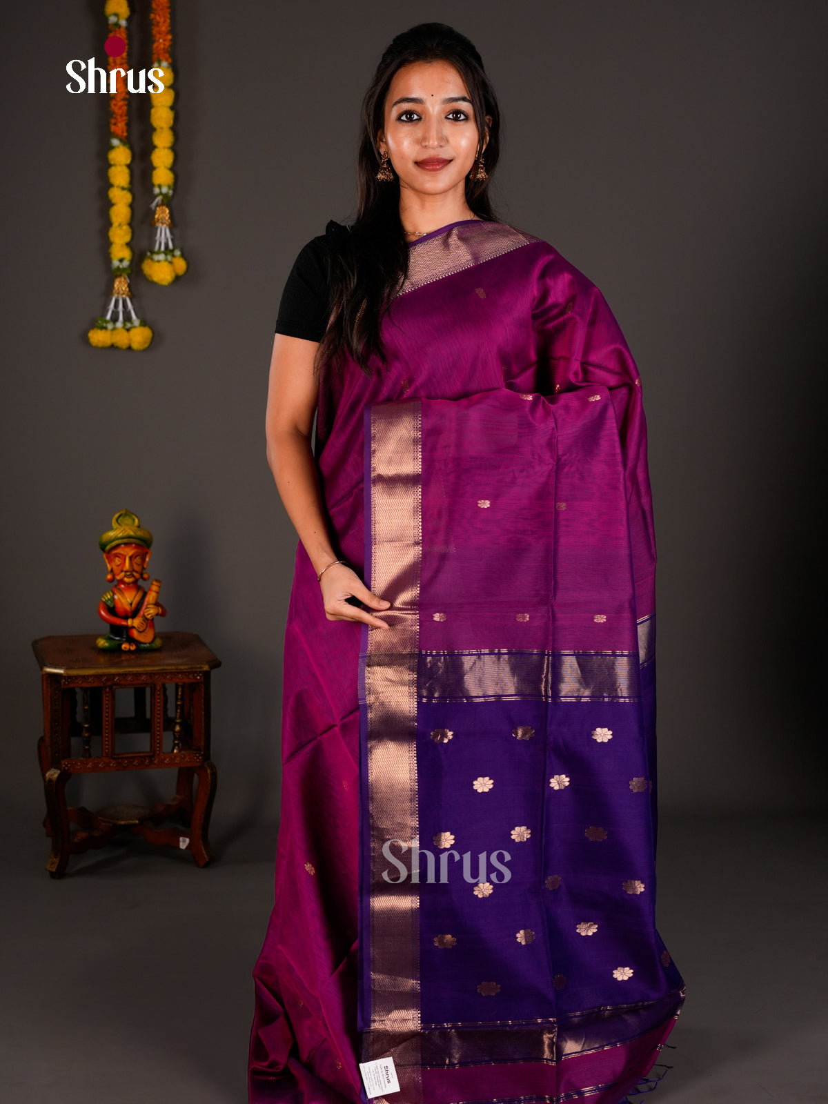 Maheshwari silkcotton Saree - ECS03048 - Shop on Shrus.com