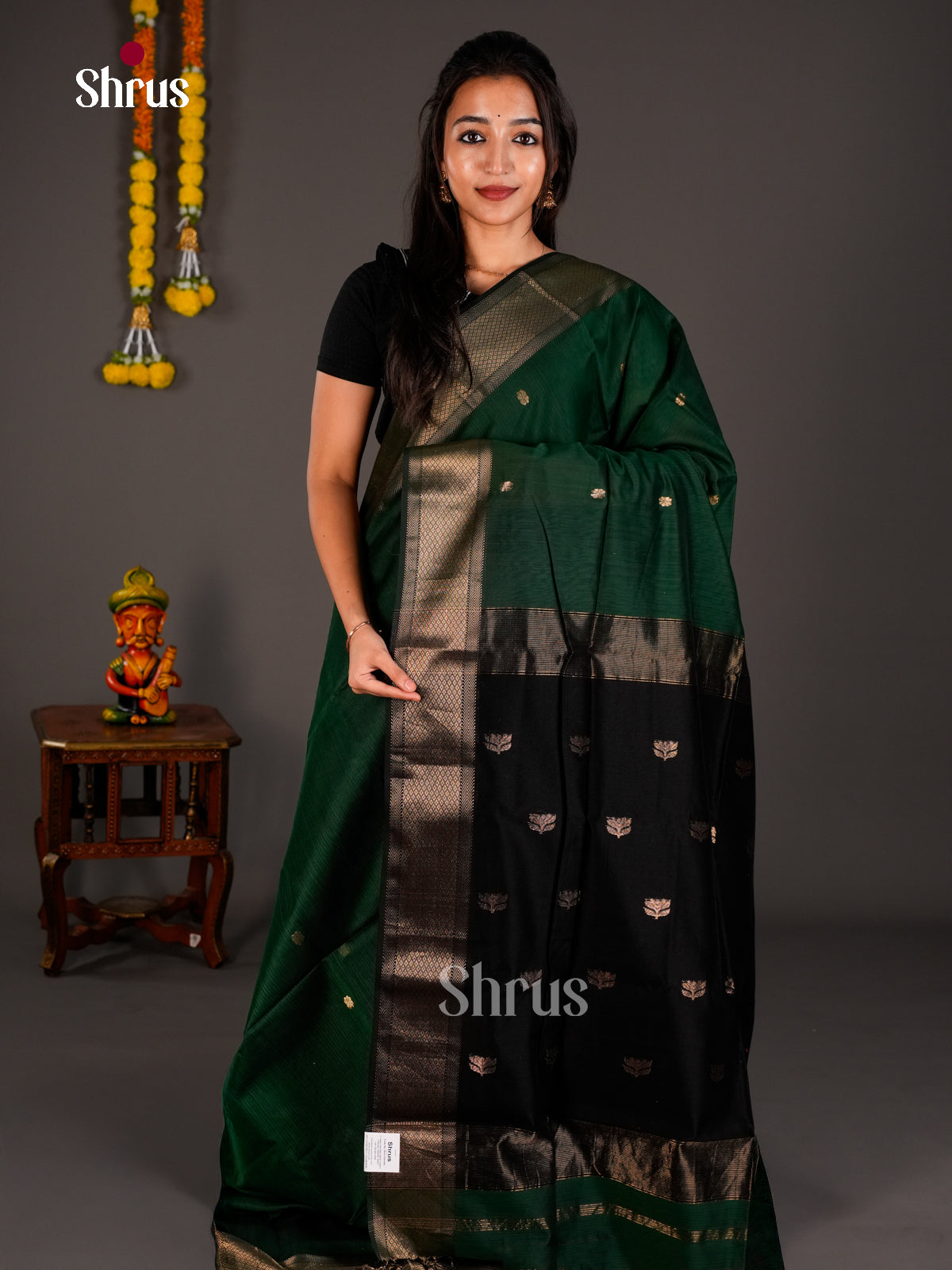 Maheshwari silkcotton Saree - ECS03064 - Shop on Shrus.com