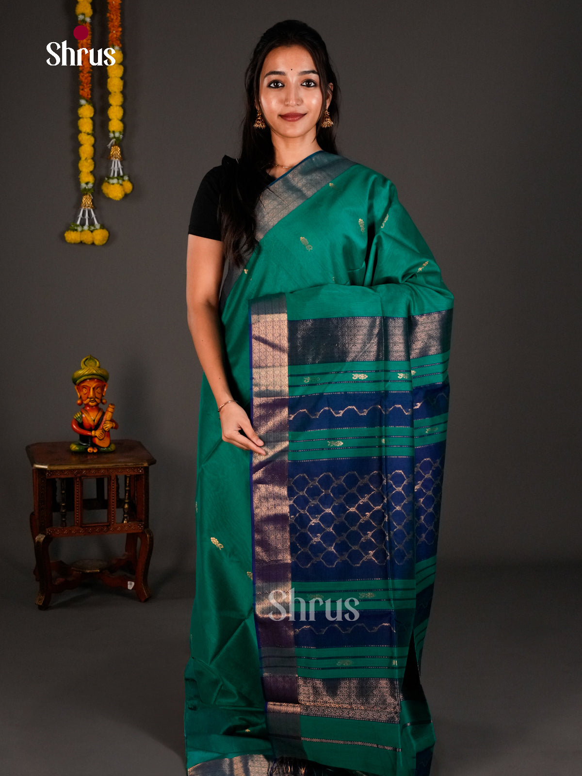 Maheshwari silkcotton Saree - ECS03106 - Shop on Shrus.com
