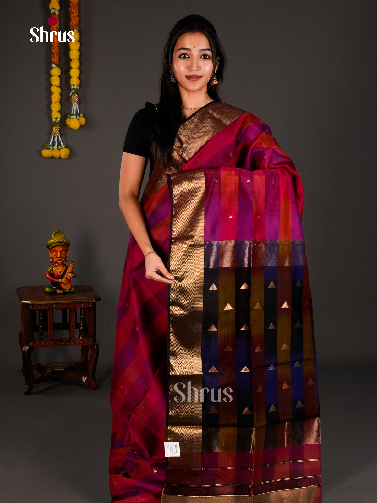Maheshwari silkcotton Saree - ECS03155 - Shop on Shrus.com