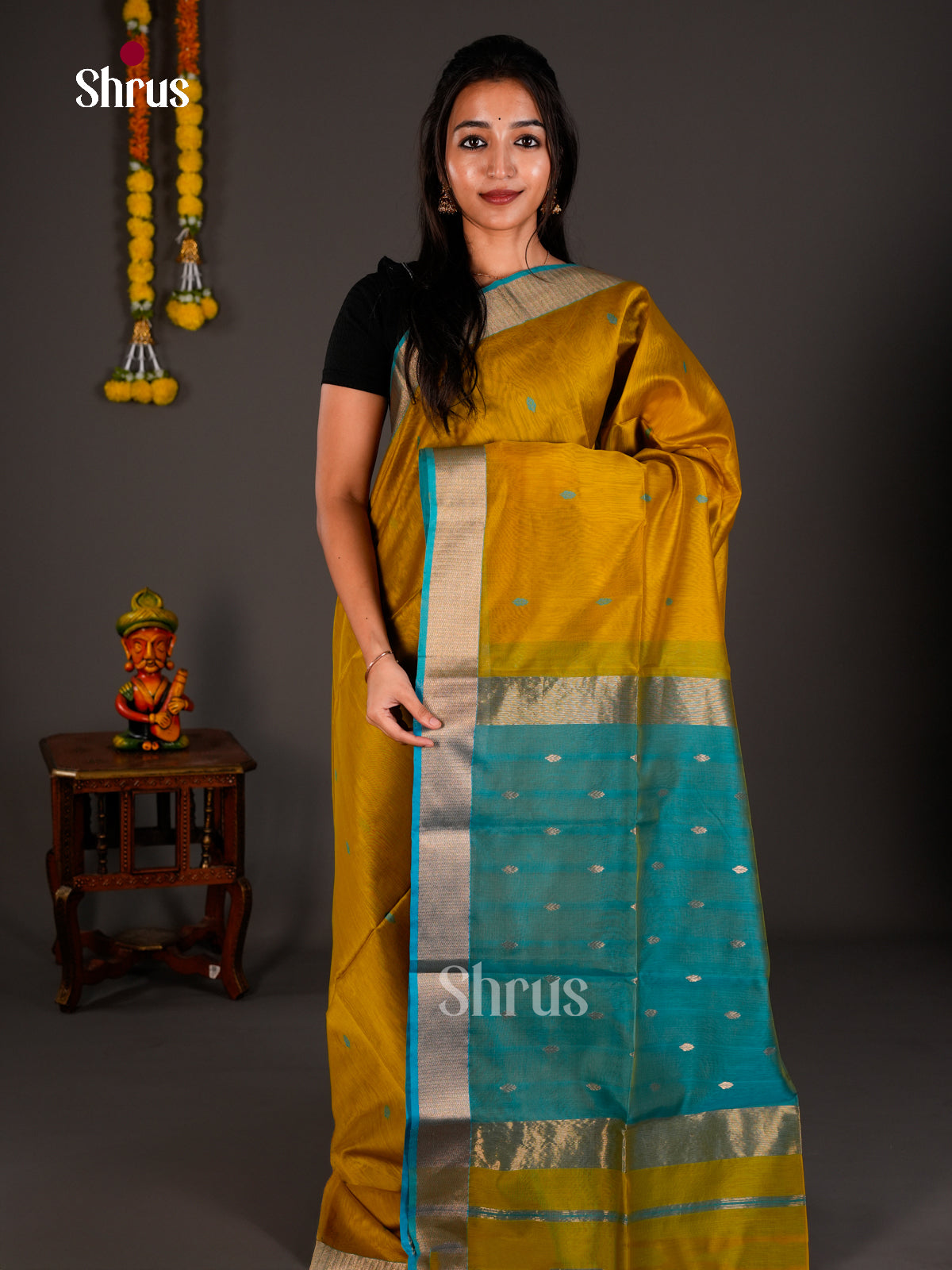 Maheshwari silkcotton Saree - ECS03245 - Shop on Shrus.com