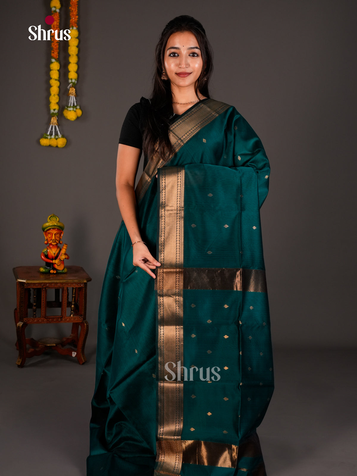 Maheshwari silkcotton Saree - ECS03283 - Shop on Shrus.com