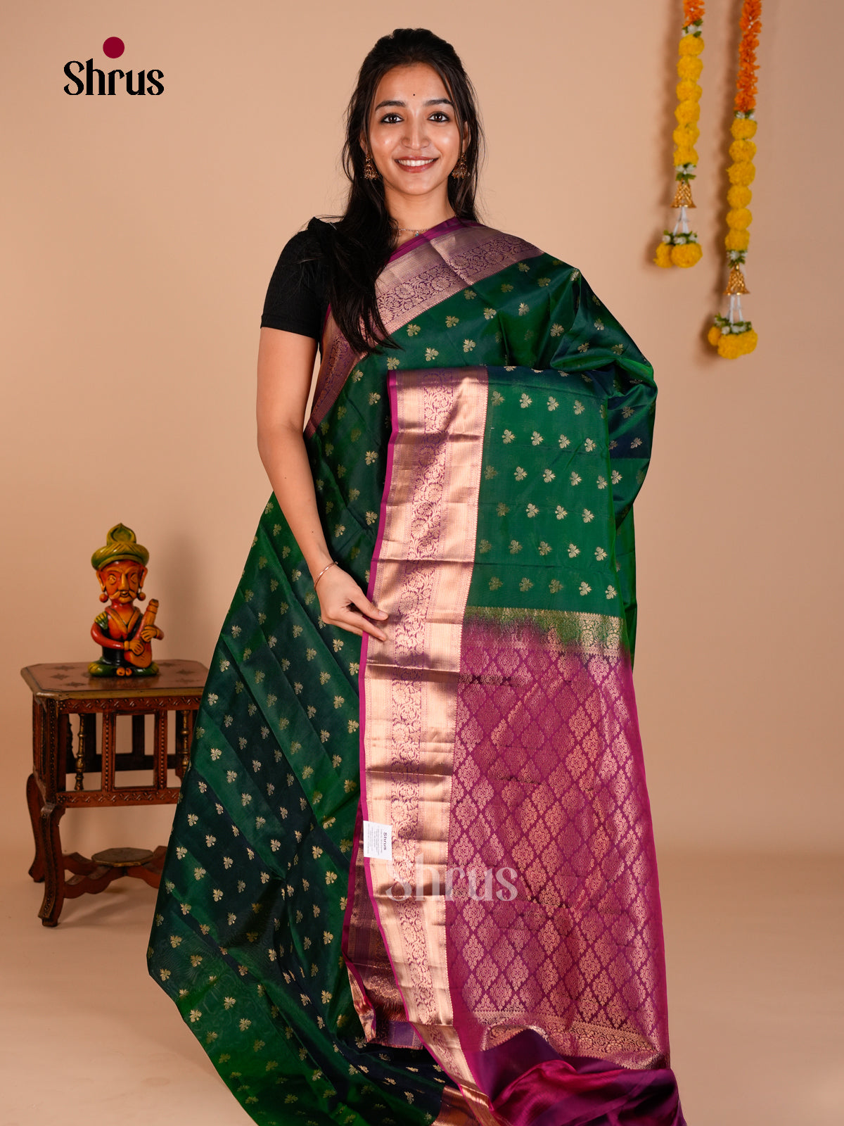 Kanchipuram-halfpure Saree - ECS06144 - Shop on Shrus.com