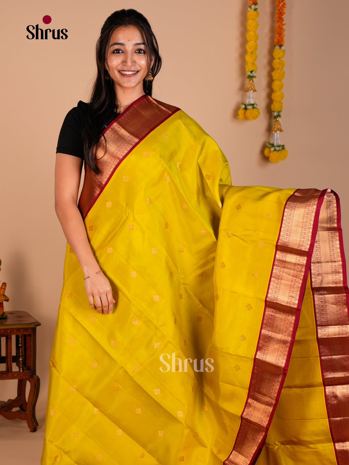 Kanchipuram-halfpure Saree - ECS06157 - Shop on Shrus.com
