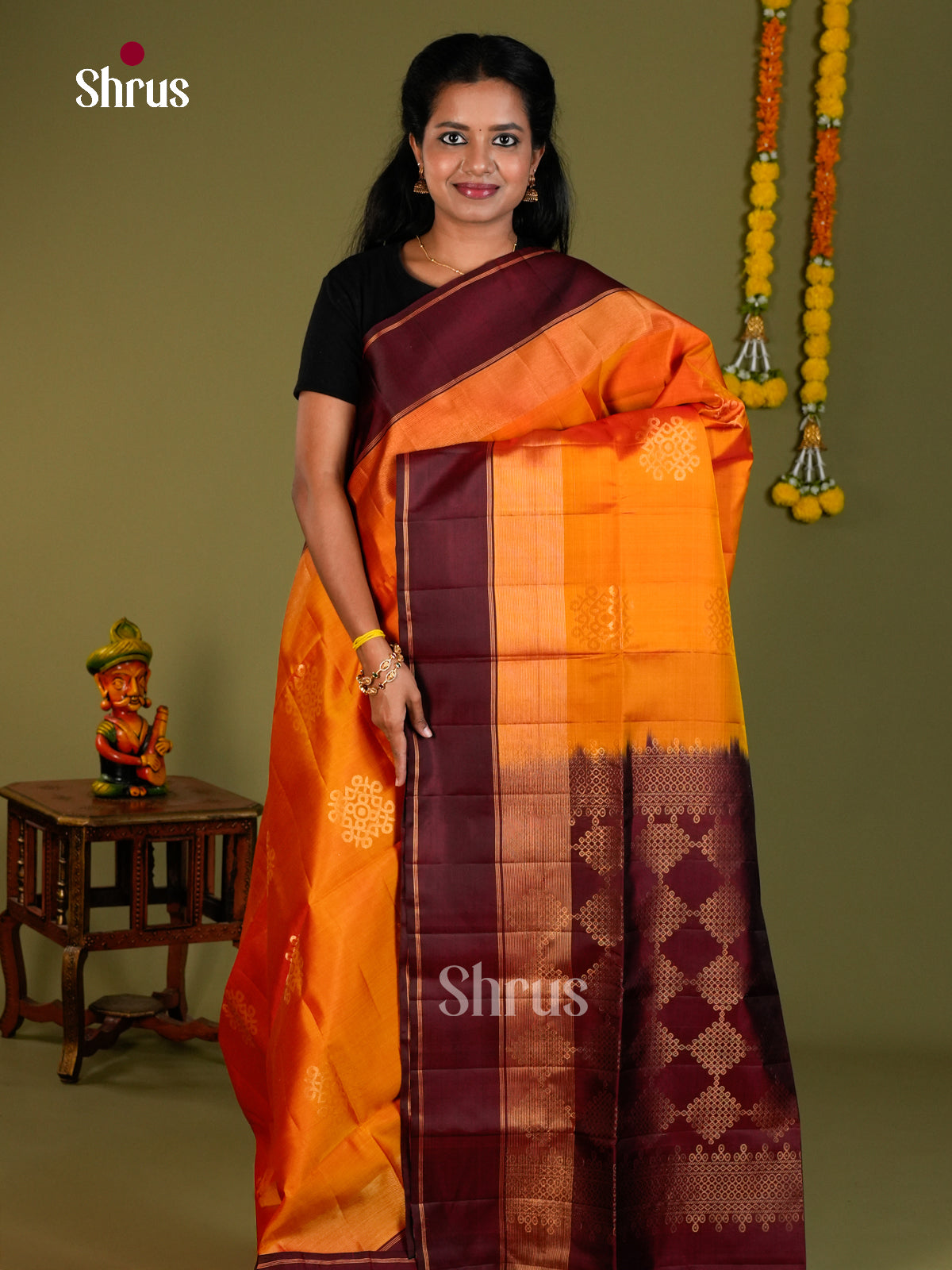 Soft Silk Saree - ECS10070 - Shop on Shrus.com