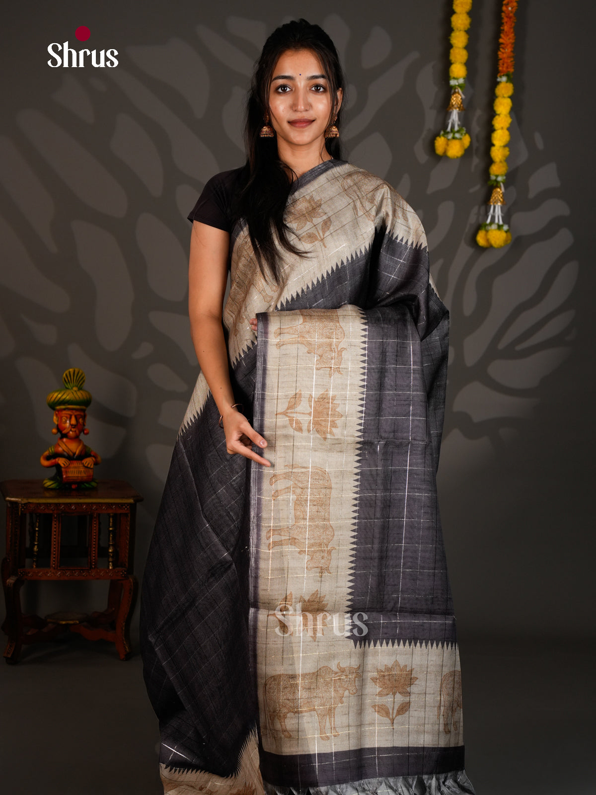 Linen Cotton Saree - ECS12090 - Shop on Shrus.com
