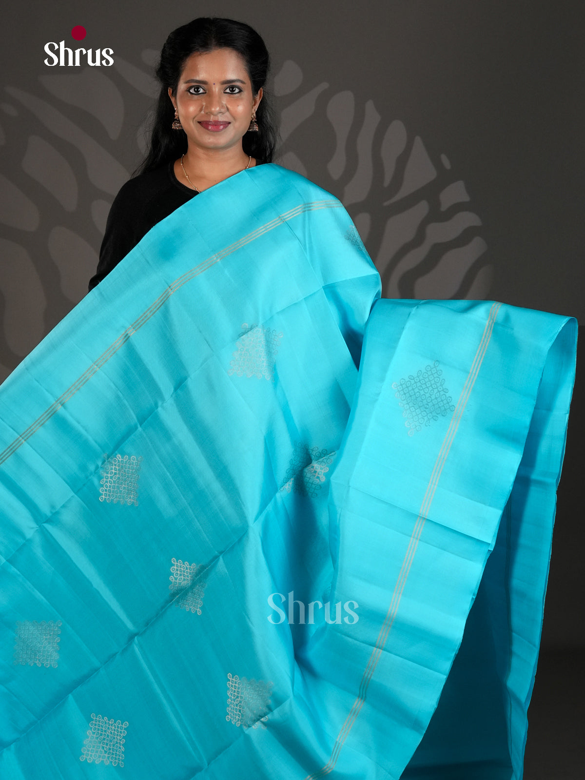 Soft Silk Saree - ECS19011 - Shop on Shrus.com