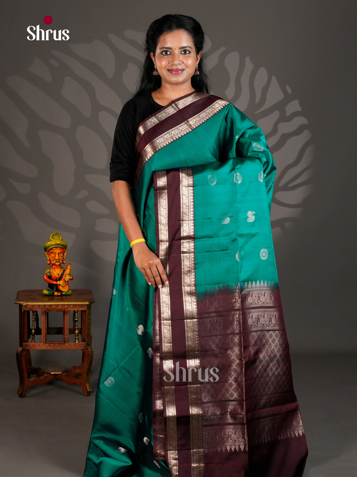 Soft Silk Saree - ECS19021 - Shop on Shrus.com
