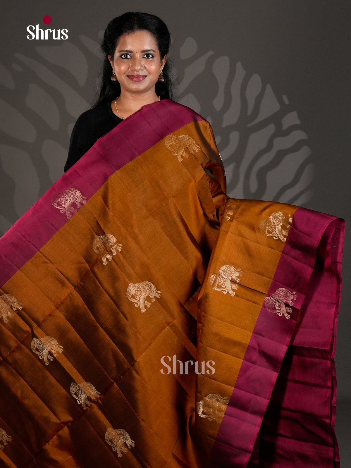 Soft Silk Saree - ECS19033 - Shop on Shrus.com