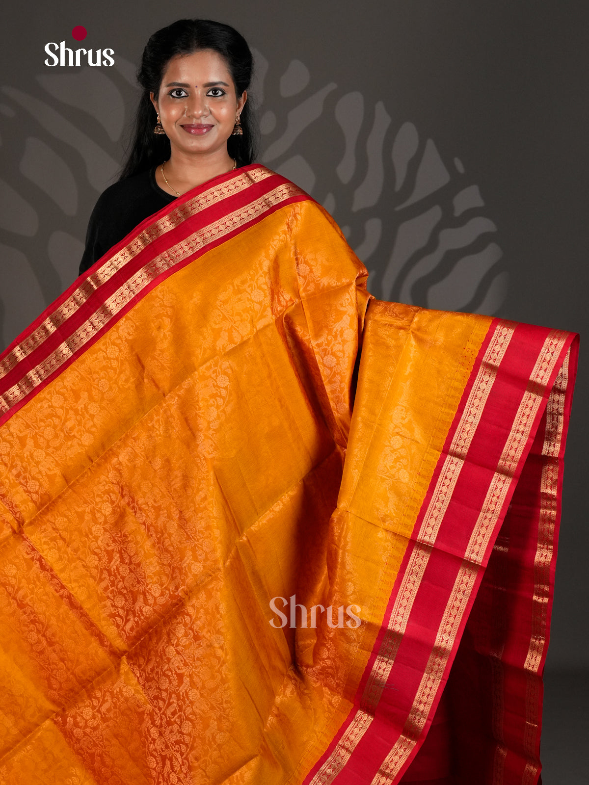 Soft Silk Saree - ECS19047 - Shop on Shrus.com