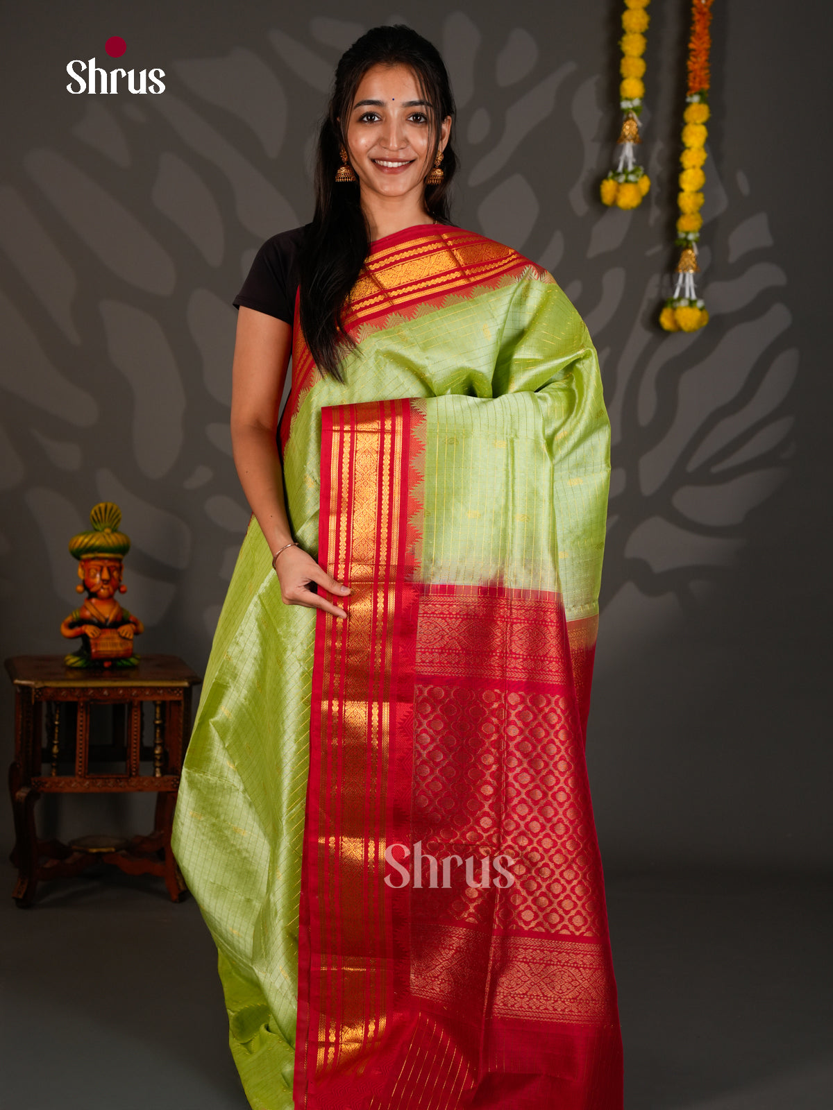 Silk Cotton Saree - ECS27017 - Shop on Shrus.com