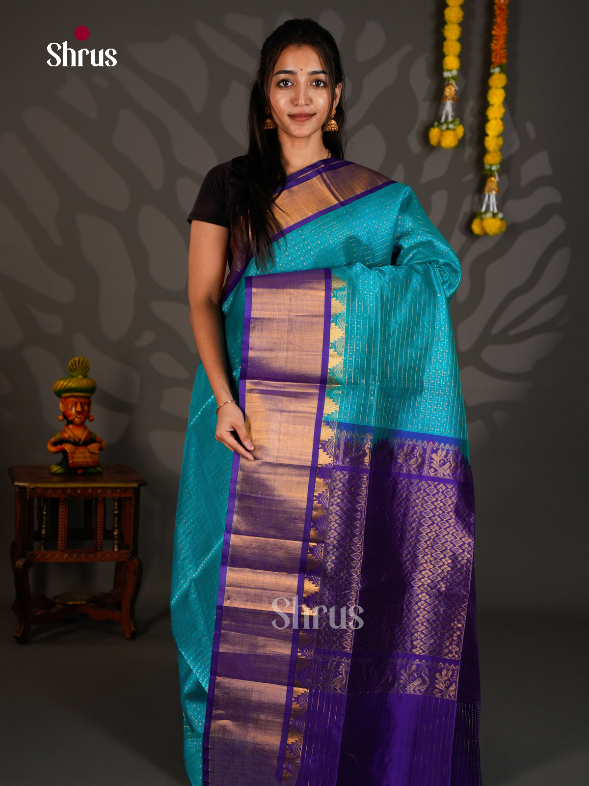 Silk Cotton Saree - ECS27046 - Shop on Shrus.com