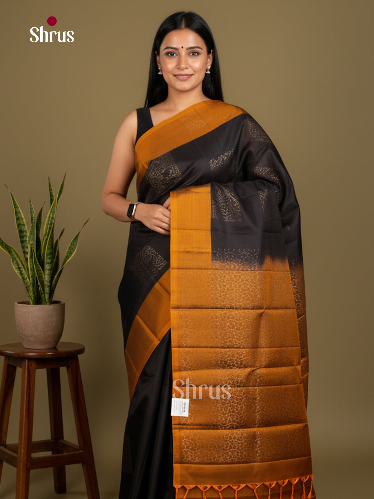 Softsilk-halfpure Saree - EDS04235 - Shop on Shrus.com