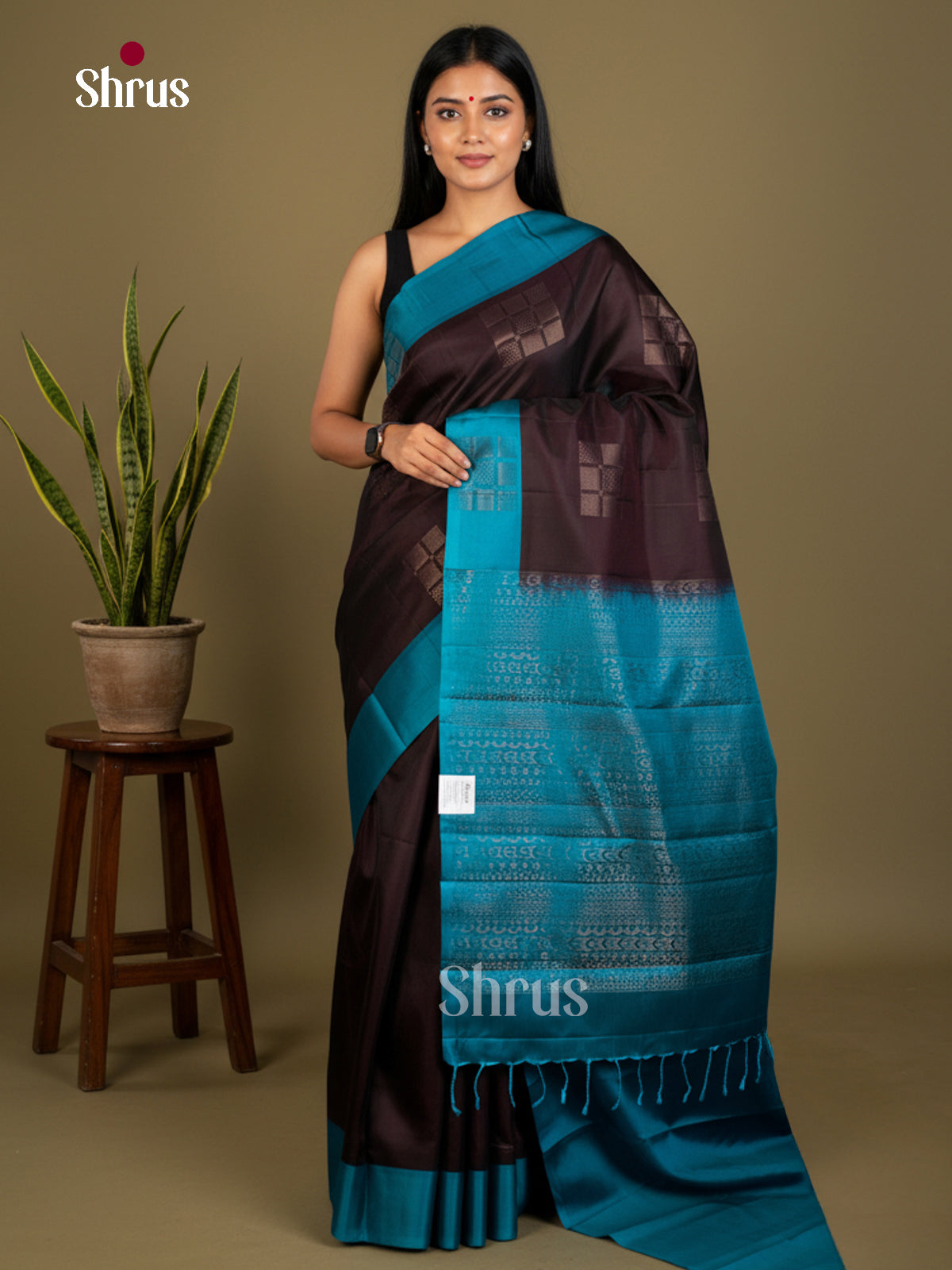 Softsilk-halfpure Saree - EDS04241 - Shop on Shrus.com