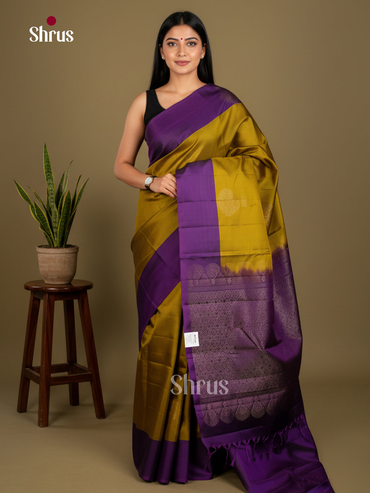Softsilk-halfpure Saree - EDS04259 - Shop on Shrus.com