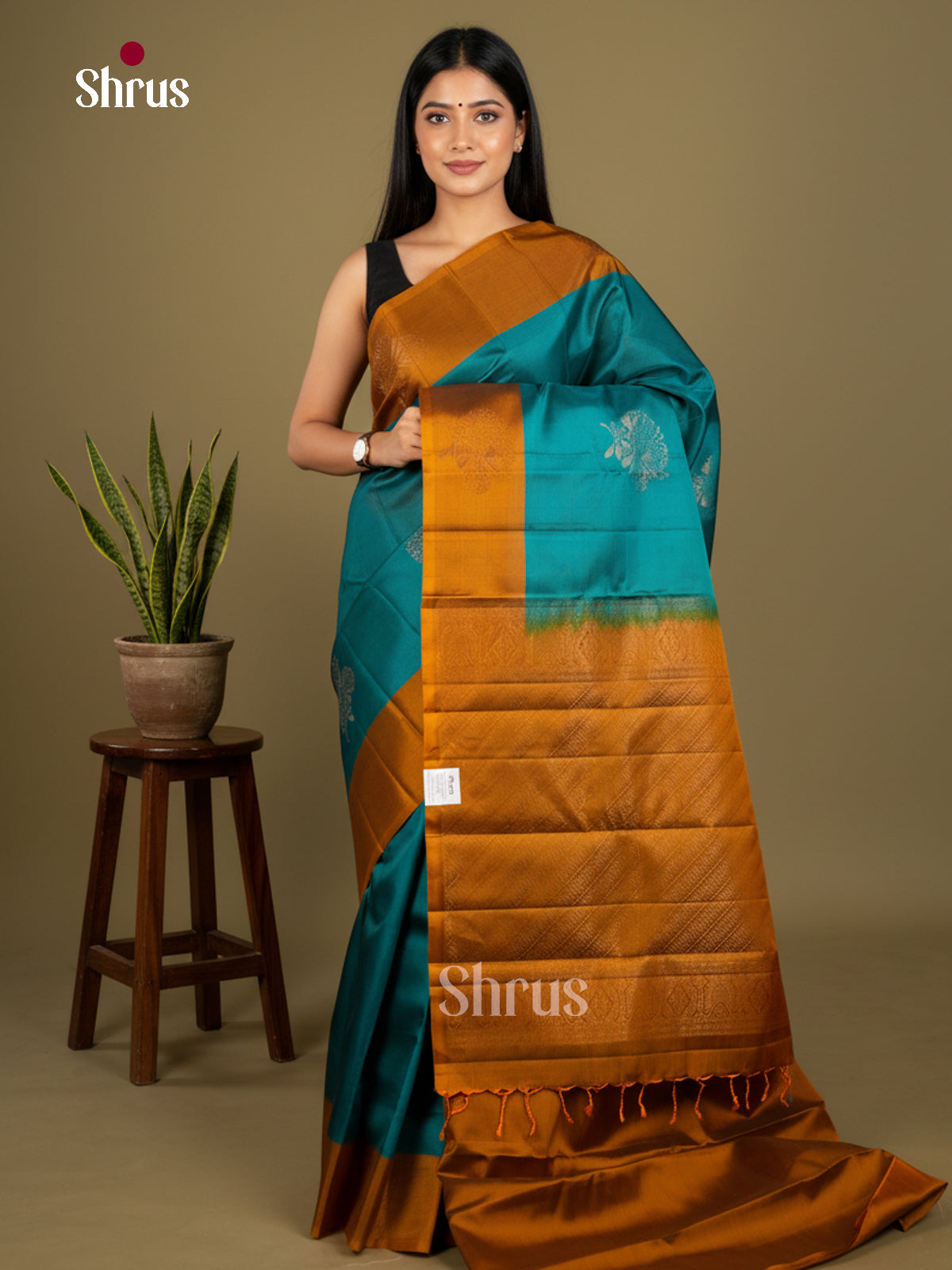 Softsilk-halfpure Saree - EDS04261 - Shop on Shrus.com