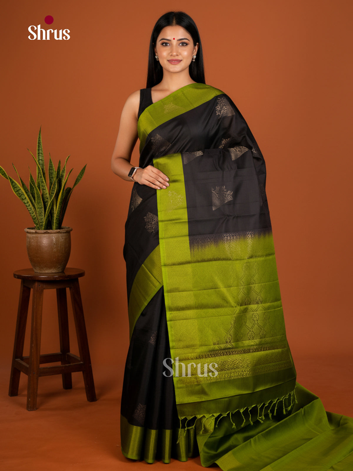 Softsilk-halfpure Saree - EDS04290 - Shop on Shrus.com